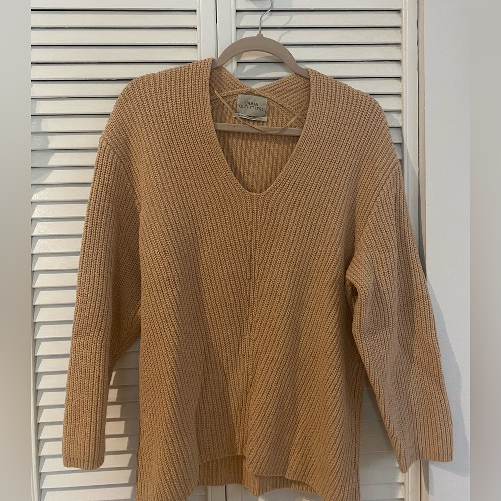 Urban Outfitters Ribbed Sweater - Picture 3 of 9